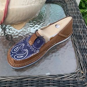 Ariat women’s cruiser